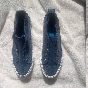 Casual Blue Women's Sneakers